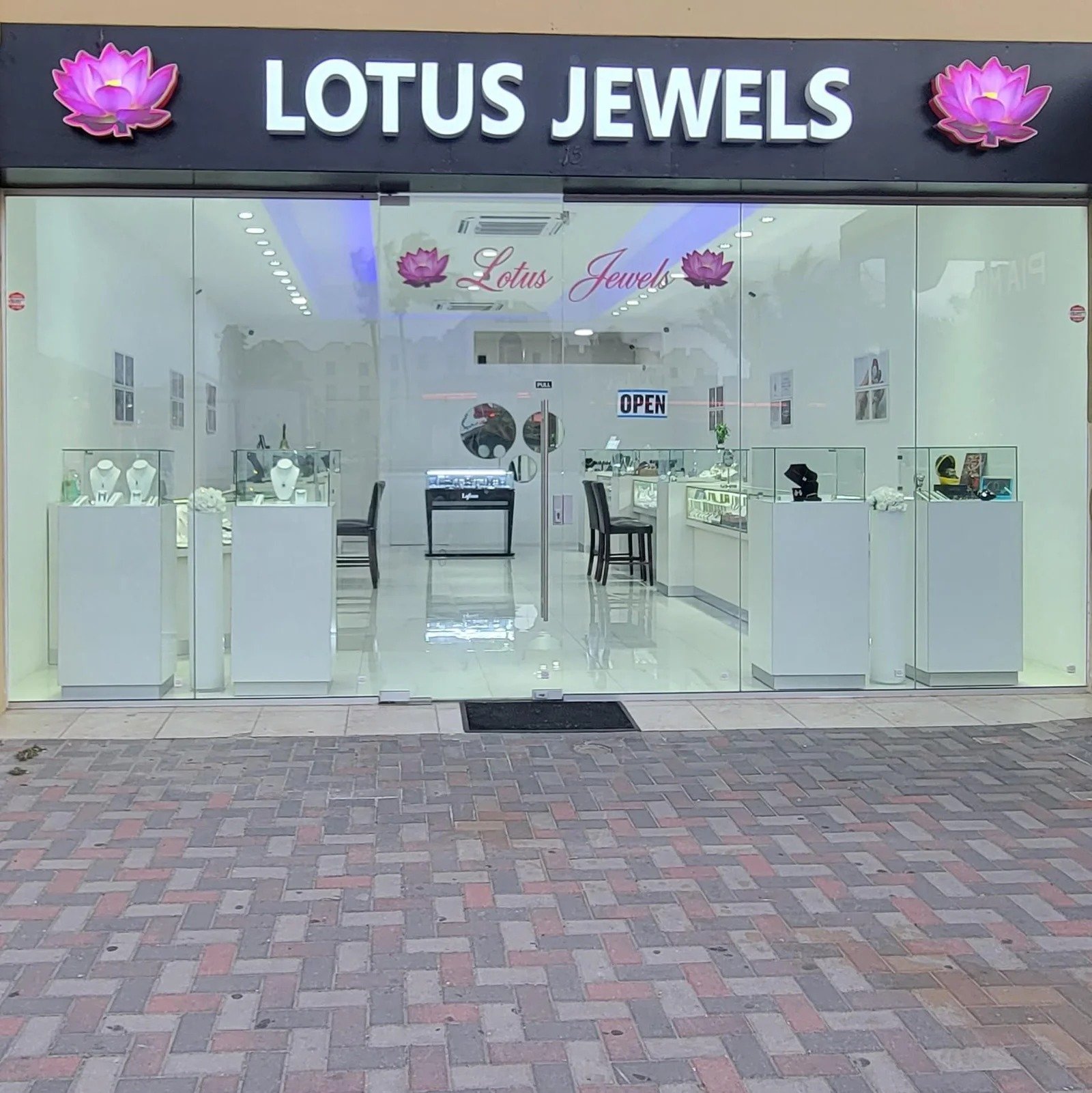 imgi 35 aruba lotus jewels may 2022 28