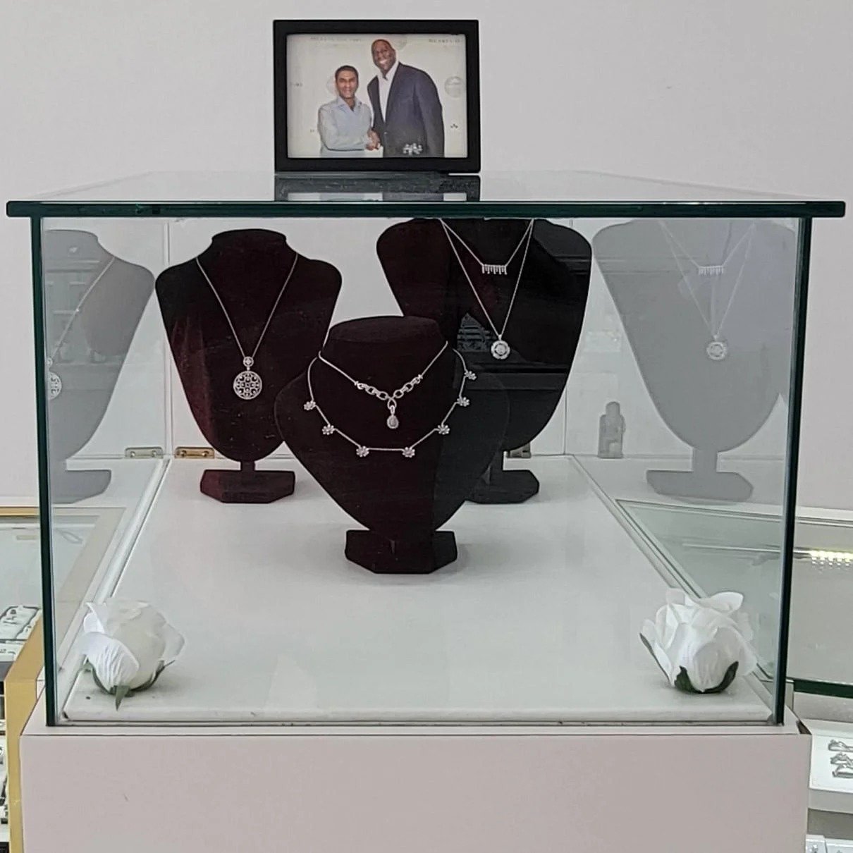 imgi 47 aruba lotus jewels may 2022 25 2